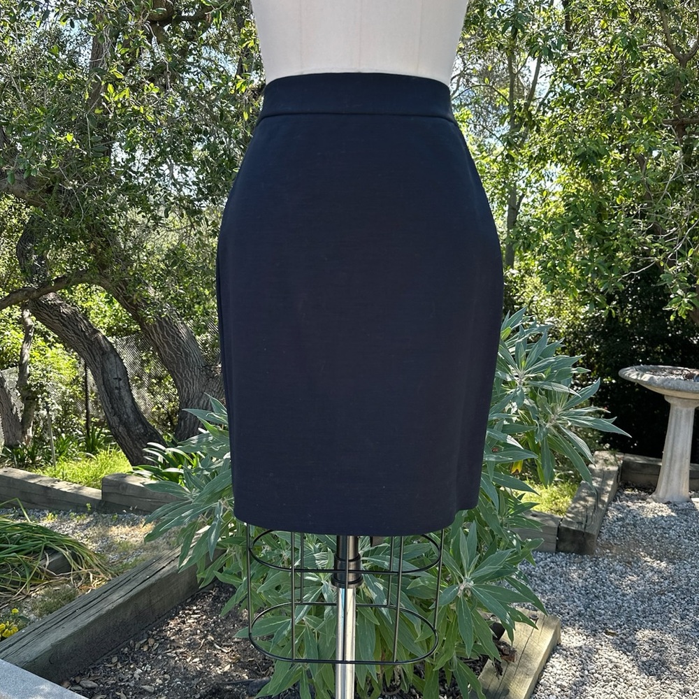 Kate Spade "Skirt the Rules" collection classic pencil skirt - size 0